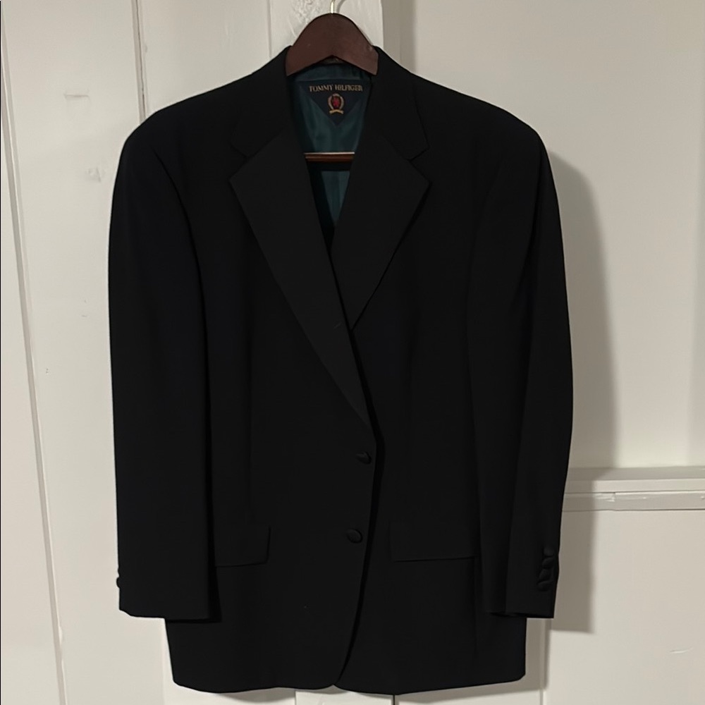 Tommy Hilfiger Black Sport Coat with Notched Lapel